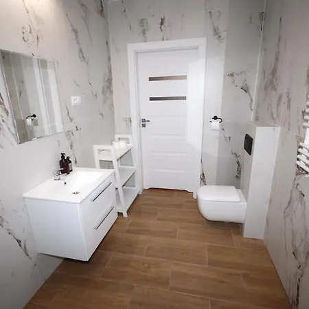 Noclegi Dywity ファームステイ *