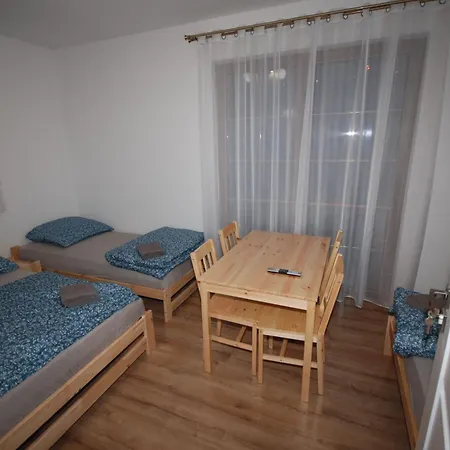 Noclegi Dywity ファームステイ ディビティ