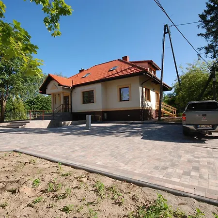 Noclegi Dywity ファームステイ ディビティ